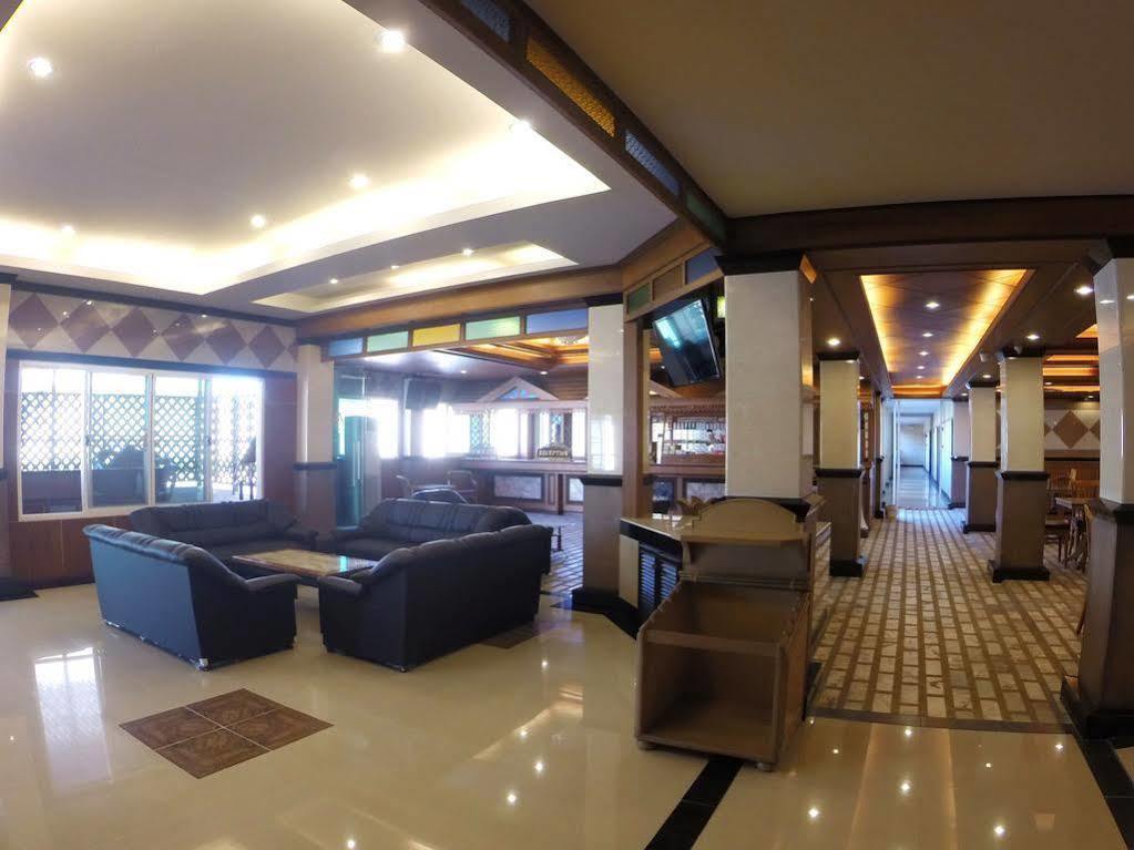 Oyo 523 Aa Pattaya Ville Exterior photo